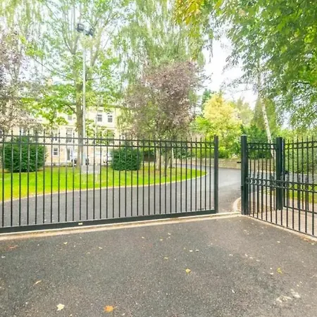 The Luxury Penthouse *