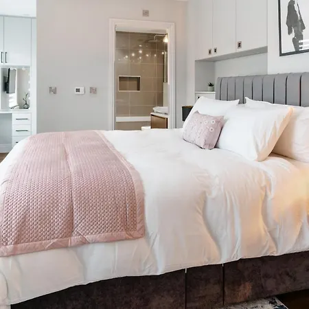 The Luxury Penthouse Лидс