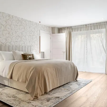 Апартаменты The Luxury Penthouse *