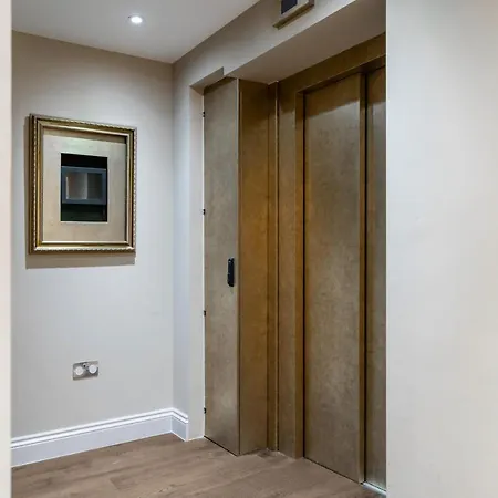 Апартаменты The Luxury Penthouse *